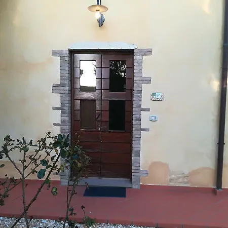 Casale La Crocetta בית נופש *